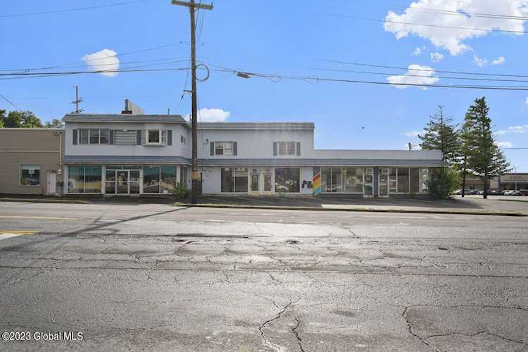 170-176 Columbia Turnpike Rensselaer, NY 12144