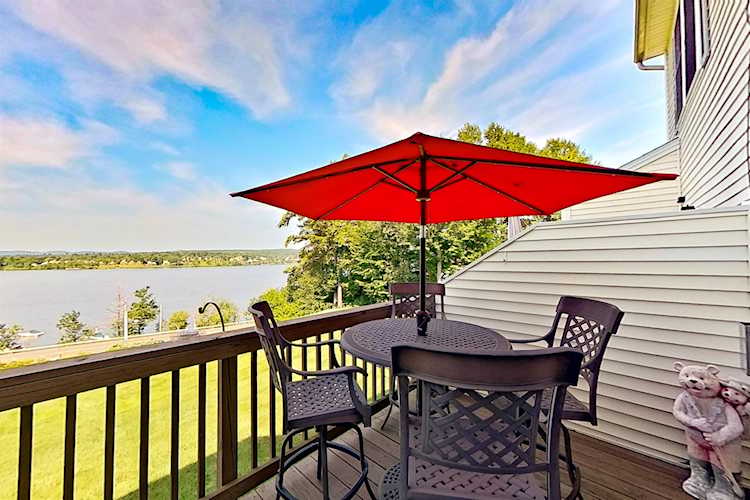 22 Brady Way #5 Laconia, NH 03246