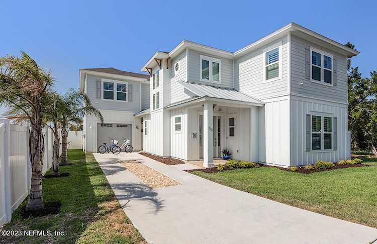 310 Pine ST Neptune Beach, FL 32266