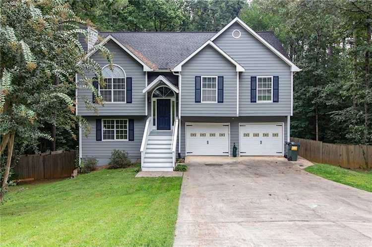 39 N Springs Court Acworth, GA 30101
