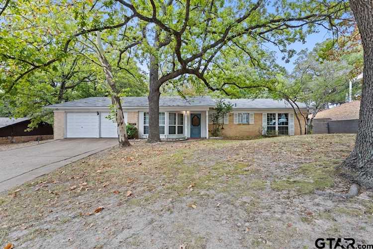 3229 Pine Haven Rd. Tyler, TX 75702
