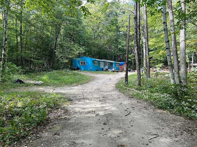 83 Peaslee Hill Rd Weare, NH 03281
