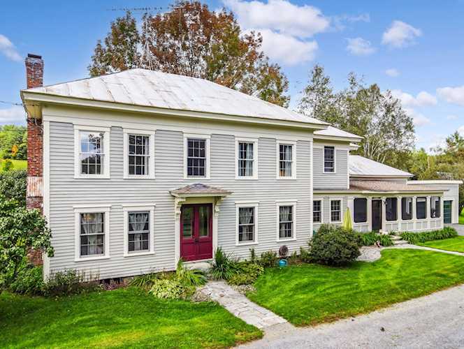 94 Waugh Rd Starks, ME 04911