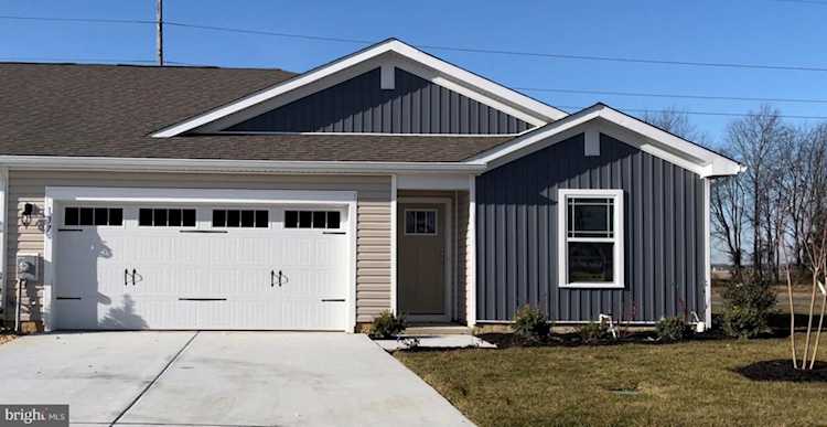 26 Casterline Ct Dover, DE 19901