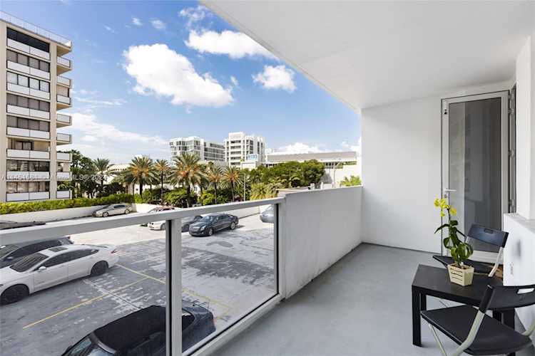 100 Lincoln Rd #307 Miami Beach, FL 33139