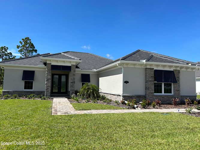 4145 Domain Court Melbourne, FL 32934