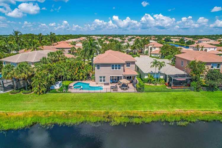 157 Via Condado Way Palm Beach Gardens, FL 33418