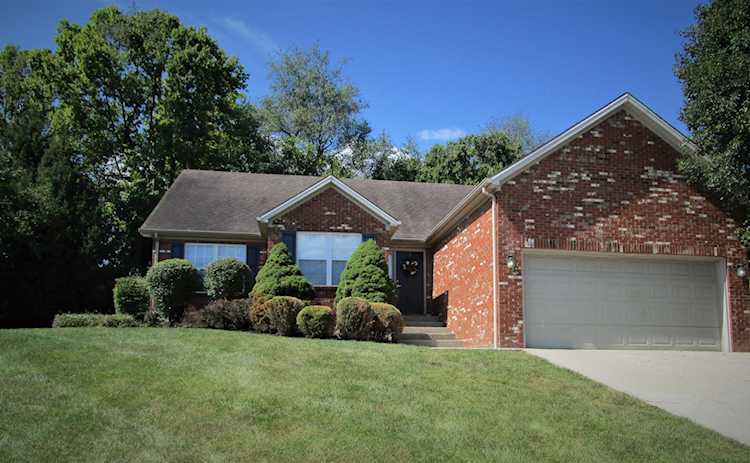 216 Stephen Rd Frankfort, KY 40601