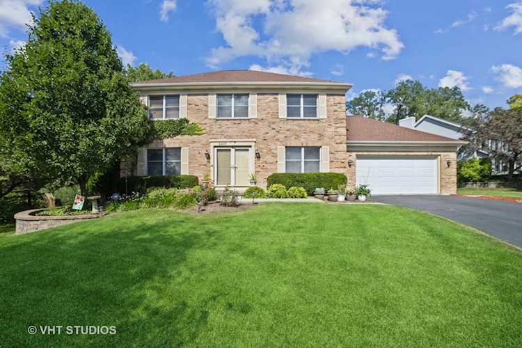 2437 Knowlton Dr West Dundee, IL 60118