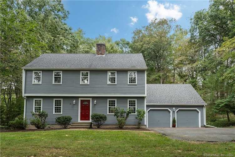 53 Heatherwood Dr Madison, CT 06443