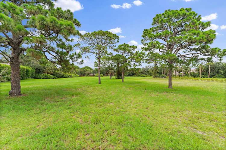 185 Bears Club Drive Jupiter, FL 33477