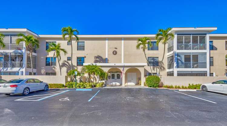 300 N Highway A1A #E203 Jupiter, FL 33477