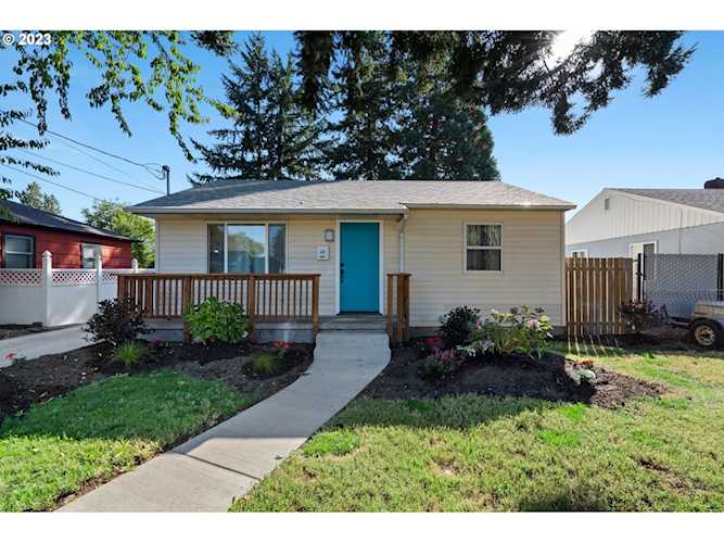 6528 SE 90th AVE Portland, OR 97266