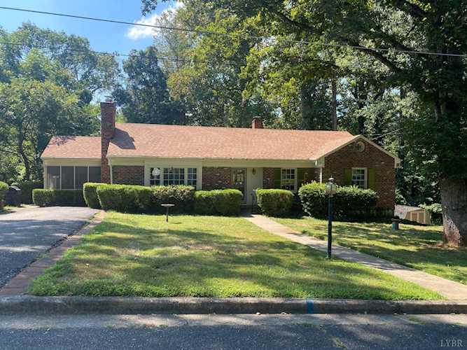 1005 Williamsburg Place Lynchburg, VA 24503