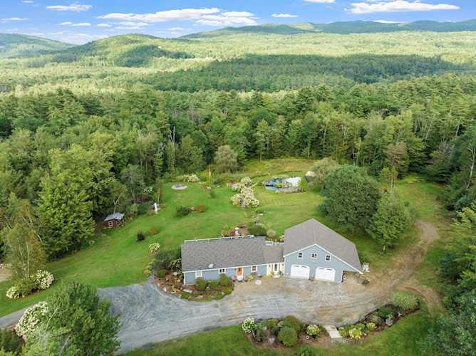 58 Highridge Rd Hill, NH 03243