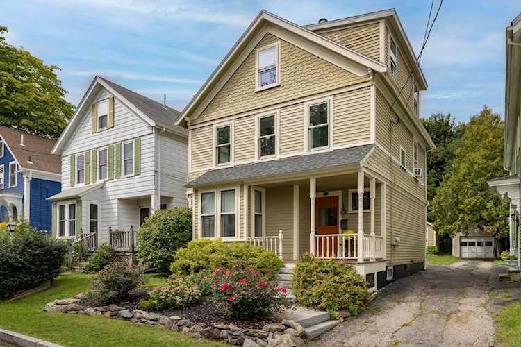 281 Dennett St Portsmouth, NH 03801