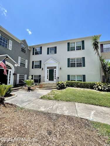 4334 Plaza Gate LN Jacksonville, FL 32217