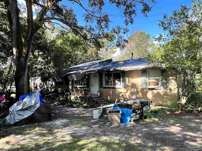 1821 Atlanta Ave Pensacola, FL 32507