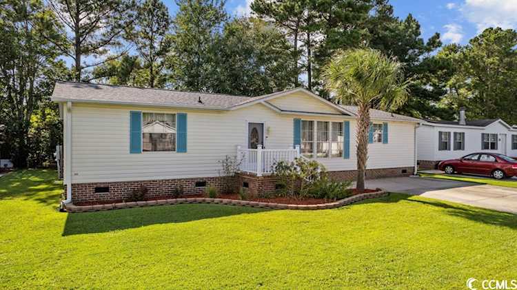 3135 Lyndon Dr. Little River, SC 29566