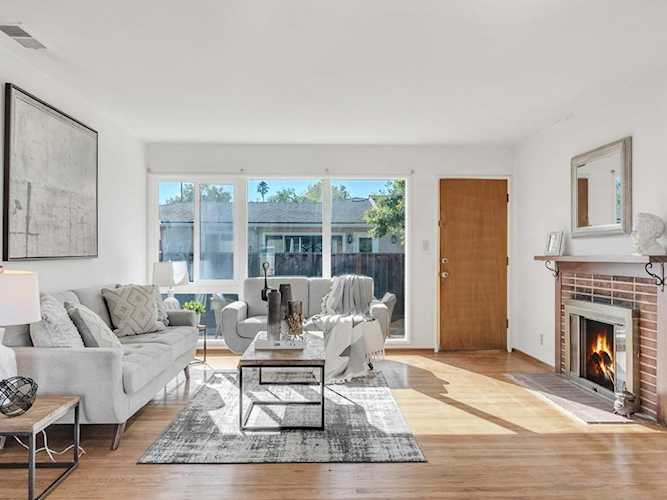 659 Torreya Ave Sunnyvale, CA 94086