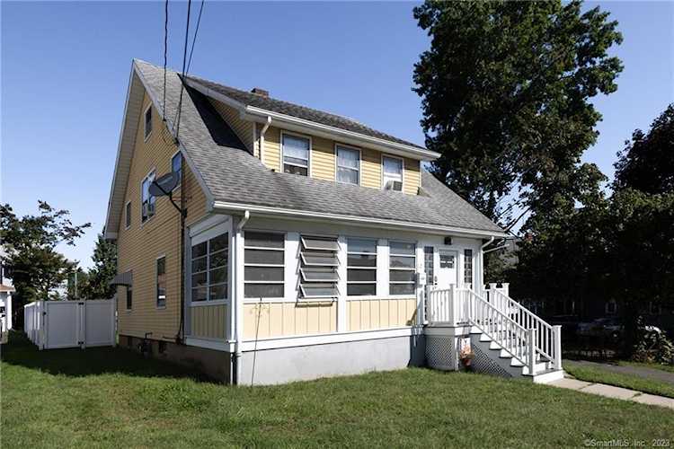 12 Eastview St Hartford, CT 06114