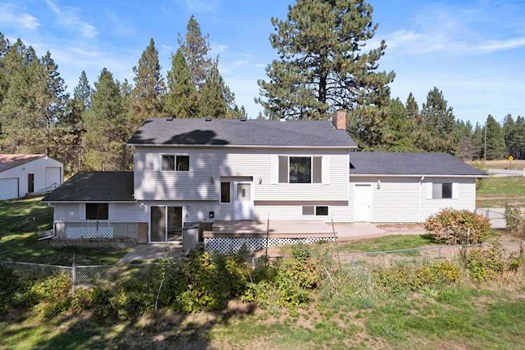 38821 N Newport Hwy Elk, WA 99009