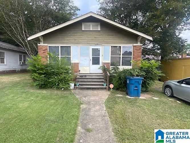 806 10th Avenue Midfield, AL 35228
