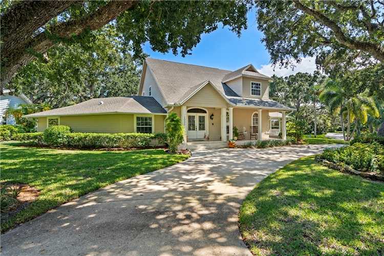 1000 Winding River Rd Vero Beach, 32963