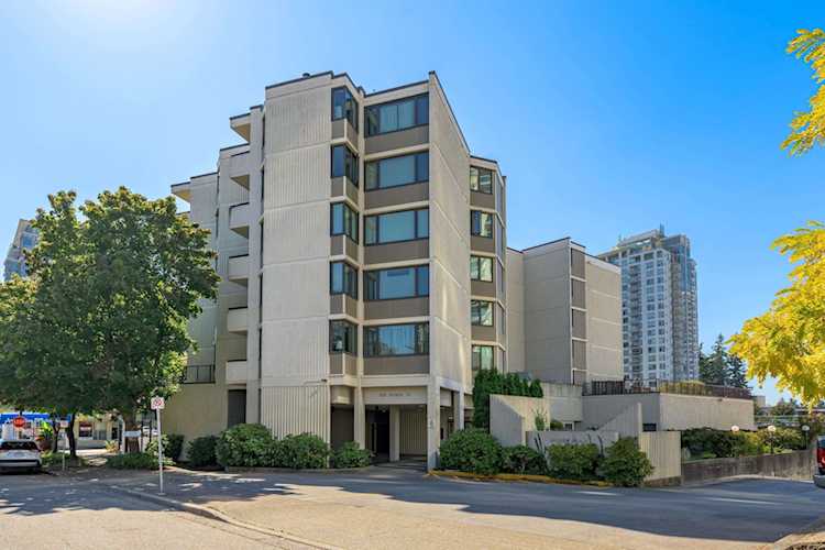 1521 George Street #205 White Rock, BC V4B 4A4