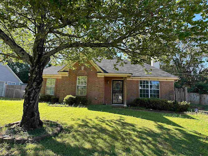 6449 Amberview Cv Memphis, TN 38141