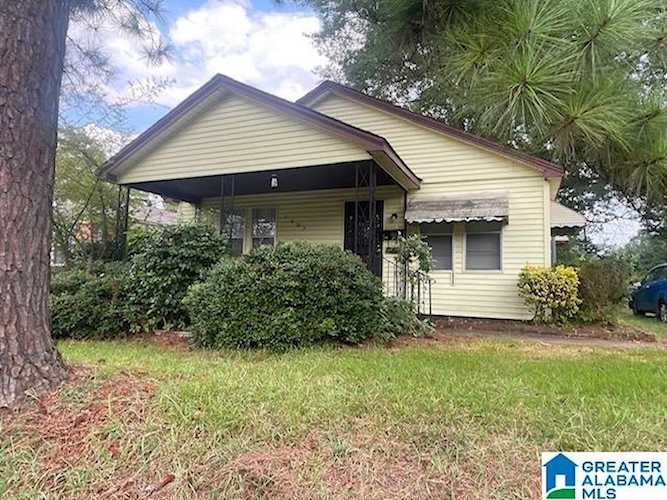 1607 SW 18th Place Birmingham, AL 35211