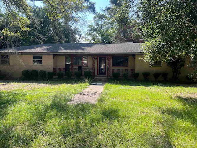 79 N 70th Ave Pensacola, FL 32506