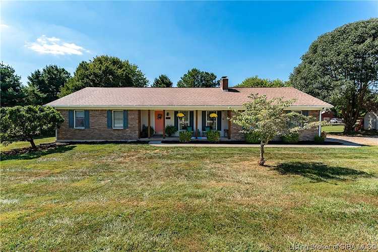 1105 Briar Wood Dr NE Corydon, IN 47112