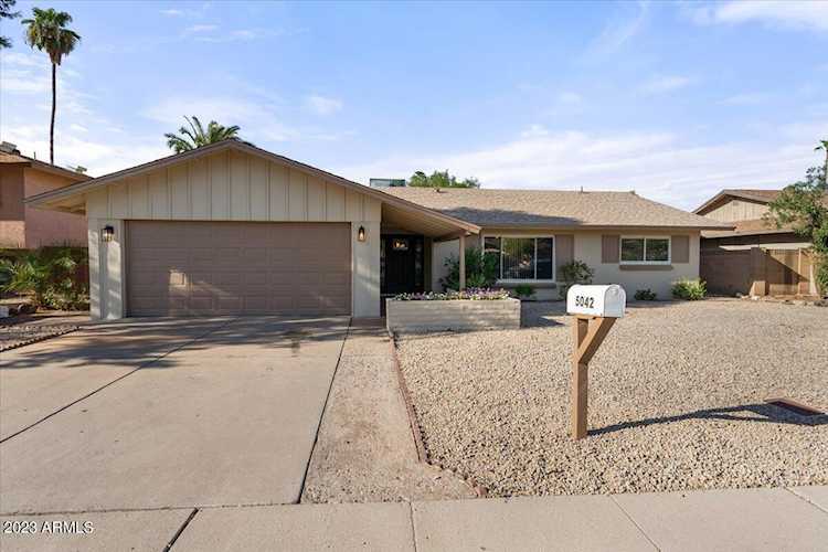 5042 W Belmont Avenue Glendale, AZ 85301
