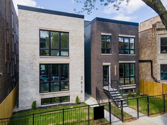 2616 W Evergreen Ave Chicago, IL 60622