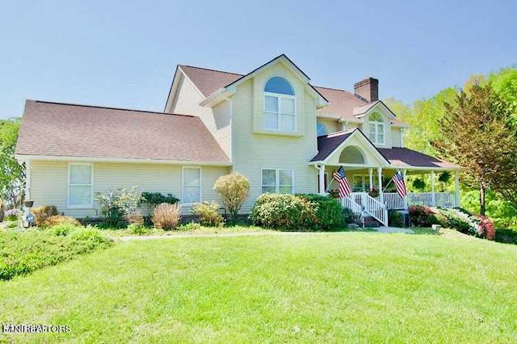 119 Summit Hills Ln Rocky Top, TN 37769