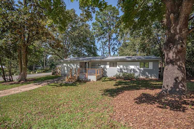 1814 Carol Place Tallahassee, FL 32304