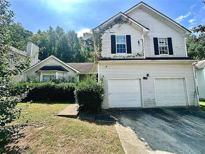 2305 Creekview Trail Decatur, GA 30035