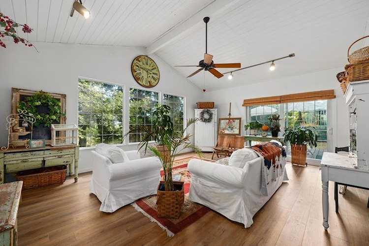 987 Clark Tunnel Road Penryn, CA 95663