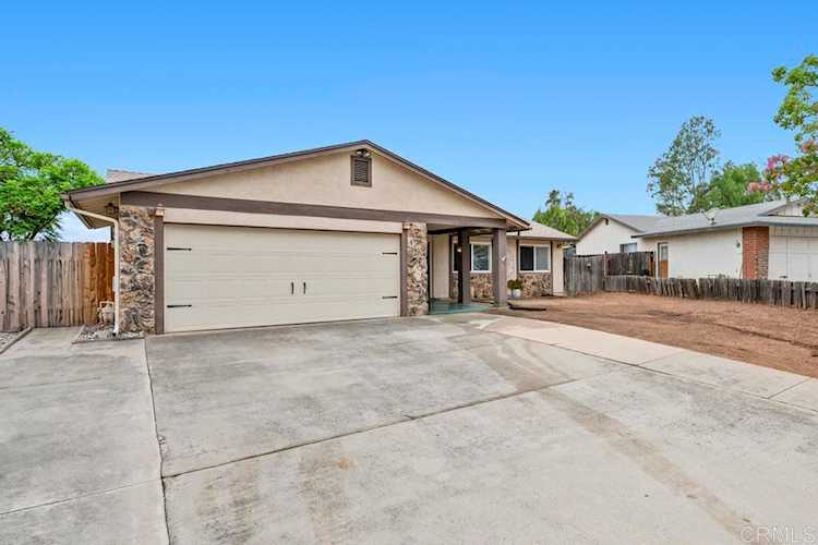 1135 Gale Street Escondido, CA 92027
