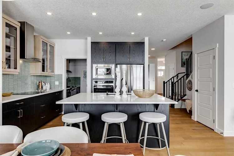 189 Belmont Green SW Calgary, AB T2X 4W3