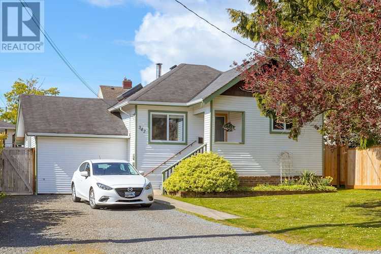 347 Vincent Avenue Saanich, BC V9A2G8