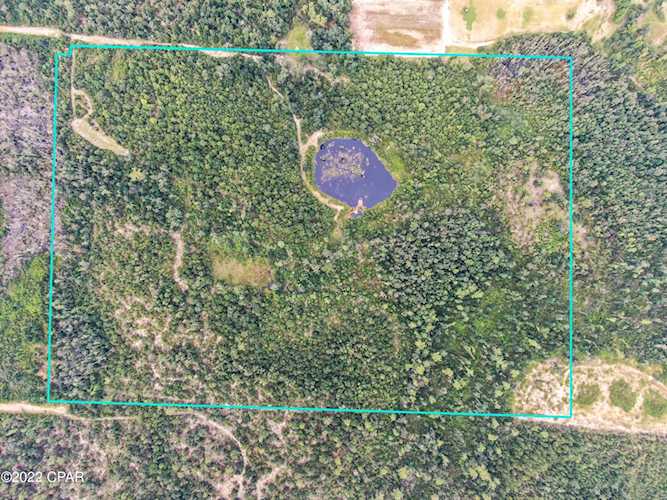 810 Blue Jay Ave. Marianna, FL 32448