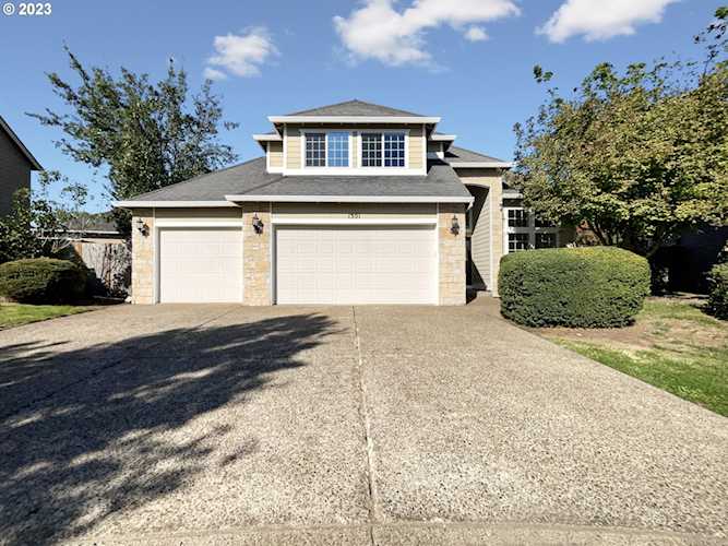 1301 NE Estelle CT Hillsboro, OR 97124