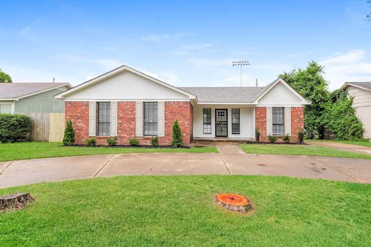 4245 Autumn Sun Rd Millington, TN 38053