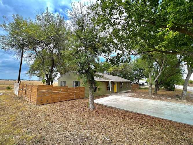 112 Discovery LN San Marcos, TX 78666