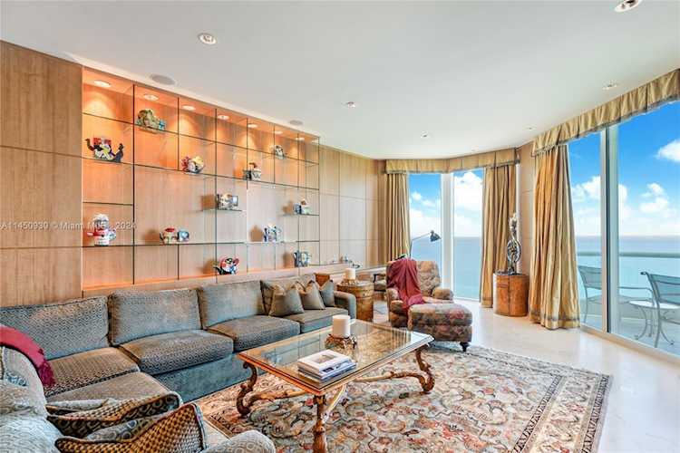 16047 Collins Ave #3303 Sunny Isles Beach, FL 33160