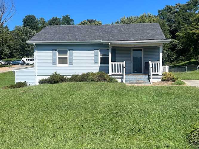 1836 Murrell, Salem, VA 24153 | MLS 901750 Photo 1
