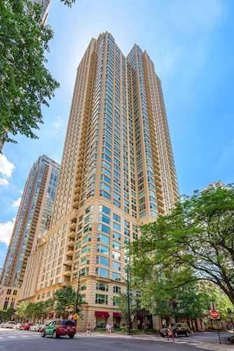 25 E Superior St #4602 Chicago, IL 60611