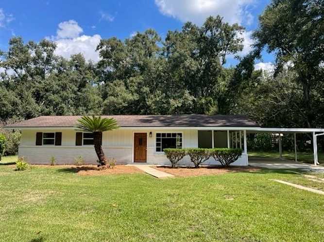 13320 Pine Drive Grand Bay, AL 36541